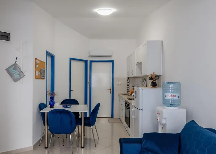 아파트 By The Sea - Kozjak, - 22152 *