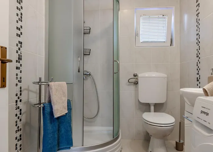 By The Sea - Kozjak, - 22152 아파트 비르